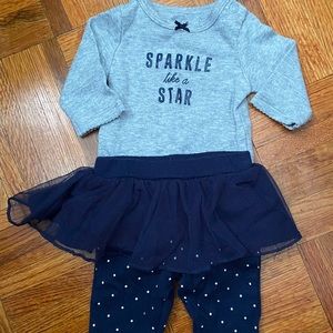 Carter’s 2-piece “Sparkle like a Star” set